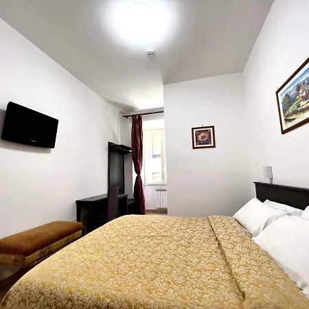 Hotel Domus Termini *